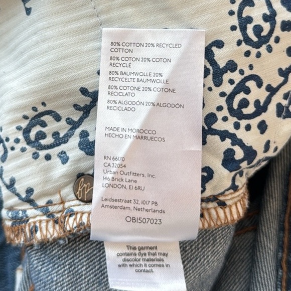 Free People. We The Free Serafin Mid Rise Slim Bootcut Jeans. Size 30. - Picture 12 of 12